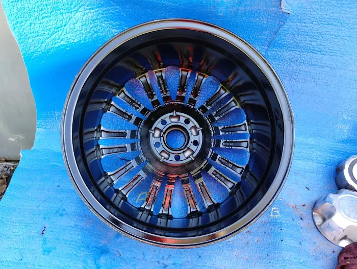BCA Hubcaps & Wheels & wheel repairing co. 3