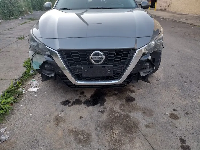 Spina & Adams Collision Services 7