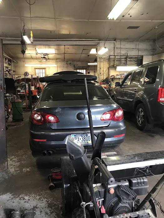 Doc Watson's Auto Repair 1