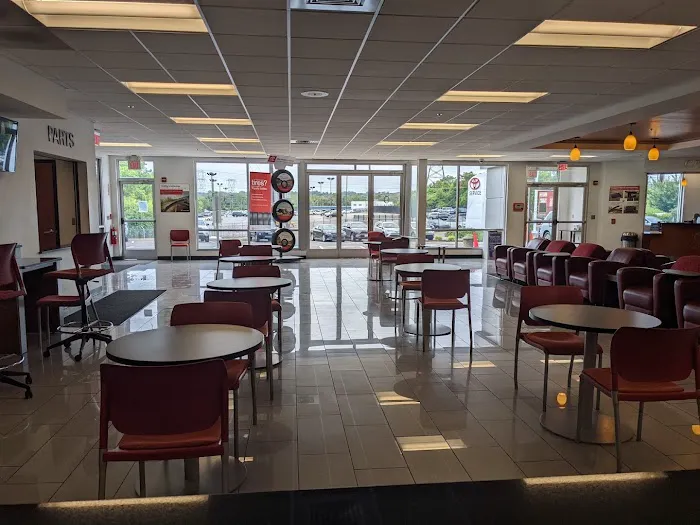 Conicelli Toyota Service Center 1