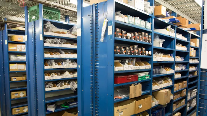 Conicelli Hyundai Parts Store 2