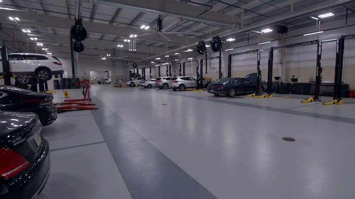 Conicelli Hyundai Service Center 2