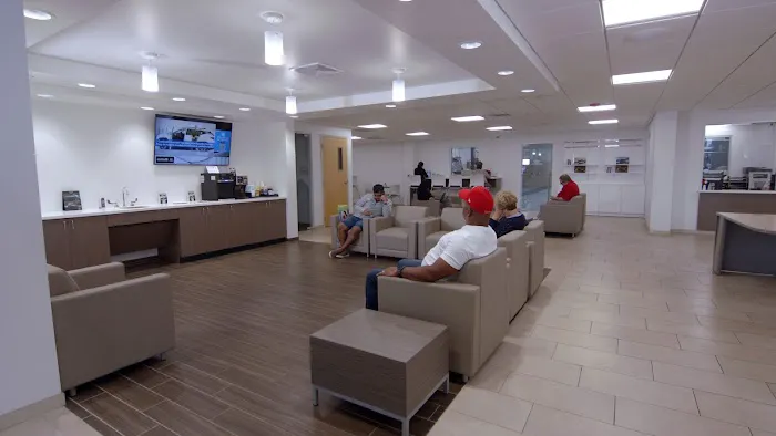 Conicelli Hyundai Service Center 3