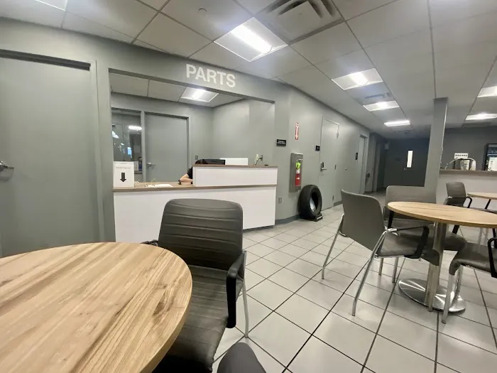 Conicelli Nissan Parts Store 1