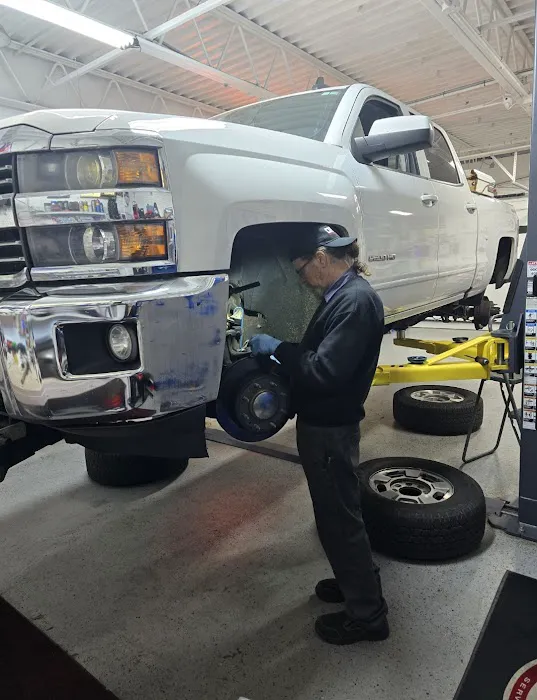 West Chapel Auto Service 0