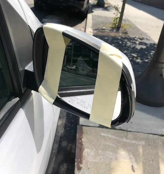 D & D Auto glass 1