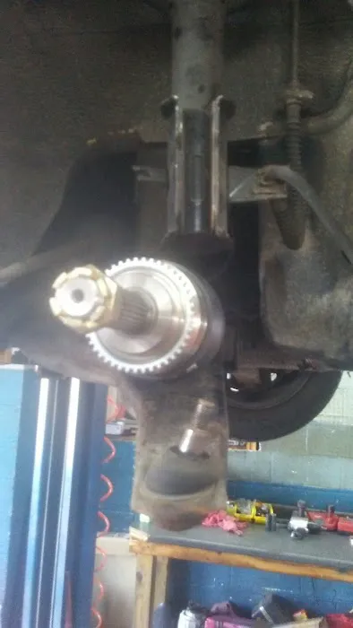 Terri-Pinto Auto Repair 0