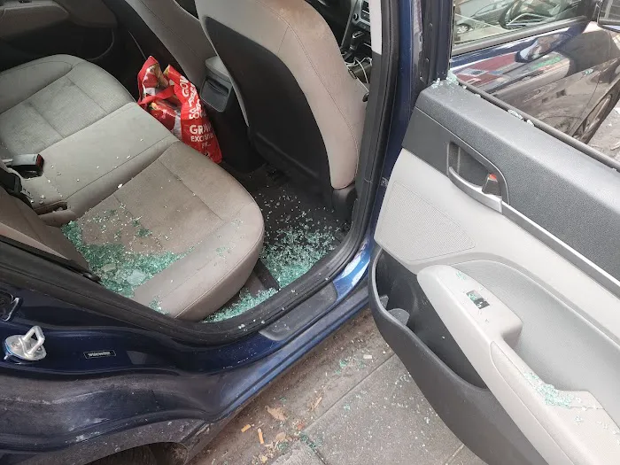 Philly Team Auto Glass 1