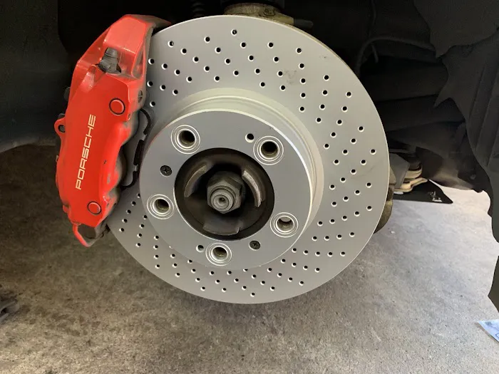 CaroTech Automotive LLC 5