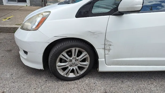 Rocco's Collision Center 4