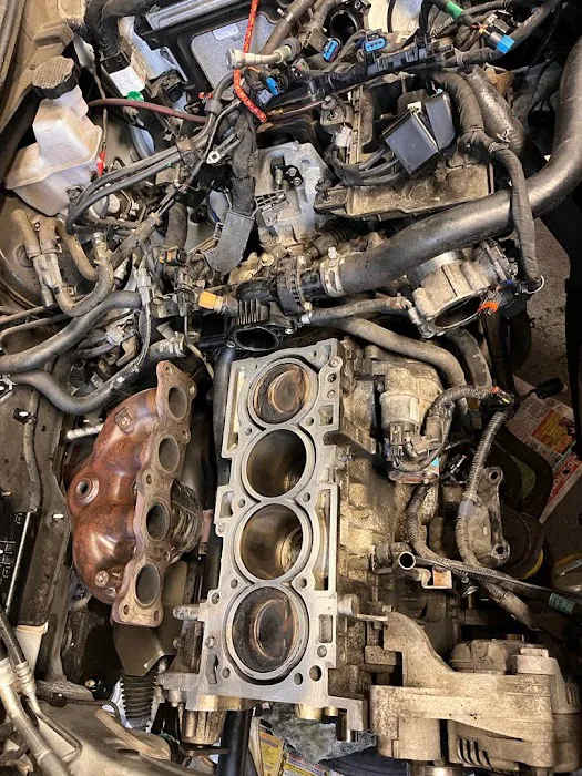 Mechanıc Arde Auto Service 1