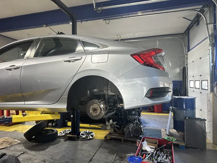 Mechanıc Arde Auto Service 8