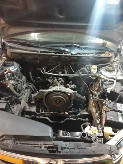 DISCOUNT AUTO REPAIR 6
