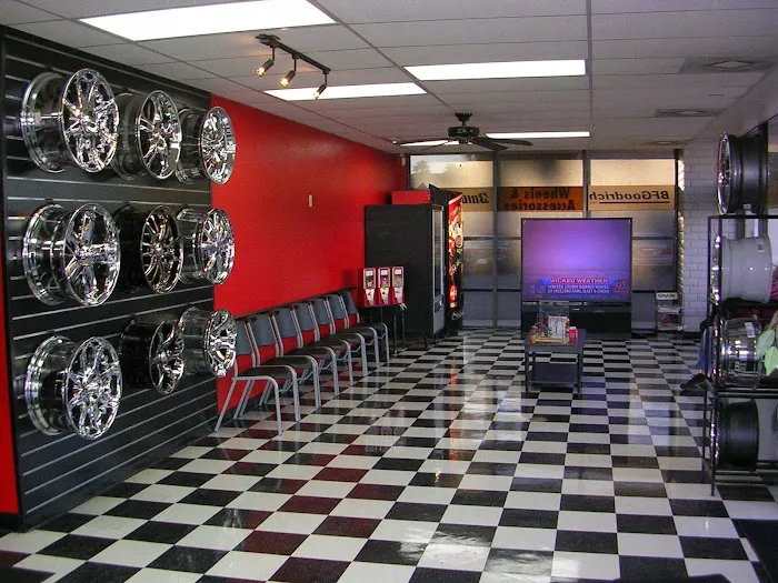 Ted Wiens Complete Auto Service 2