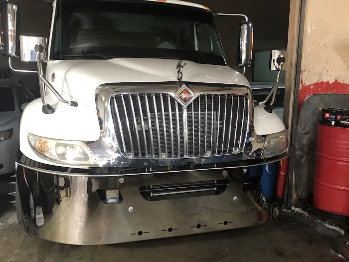 RAV auto repair 0