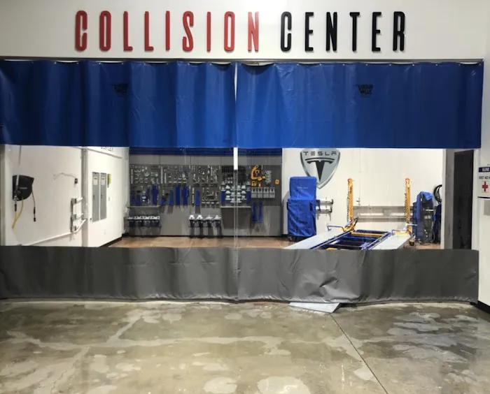 SIN CITY COLLISION CENTER 2 5