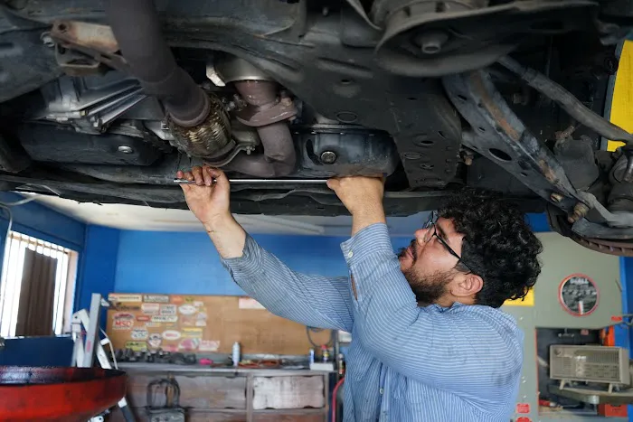 J&J Auto Repair and Body Shop 6