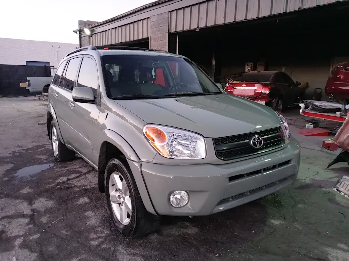 1ST SOLUTIONSAUTO BODY 6