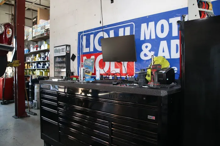 European House For Imports - Auto Repair Shop 3