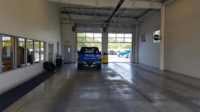Sharpnack Ford, Inc. Service 3