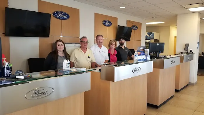 Sharpnack Ford, Inc. Service 7