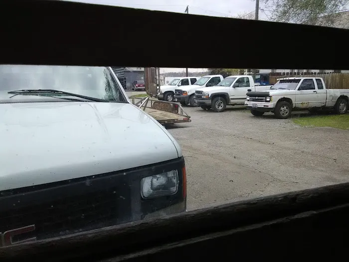 D & B Auto Glass 0