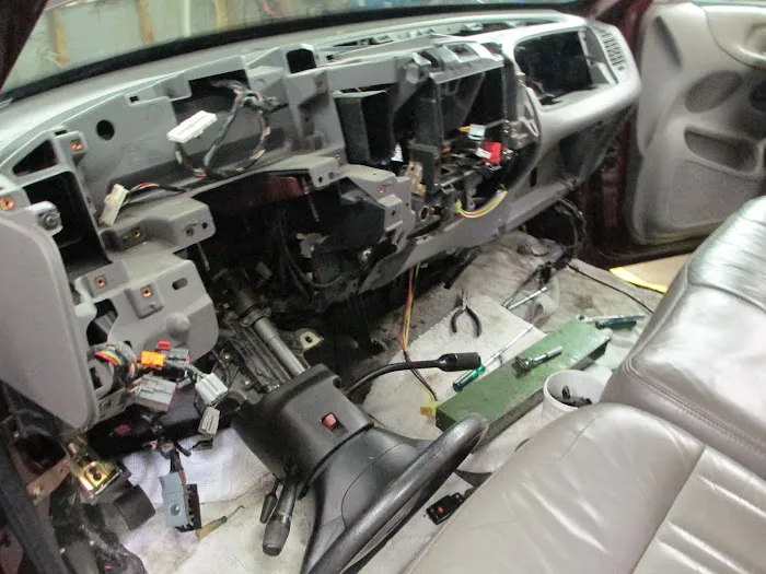 Poor Folks Auto Repair LLC 4