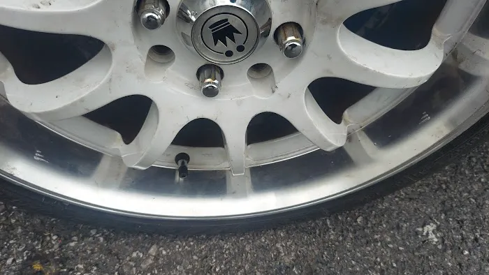 Roadrunner Tires 2