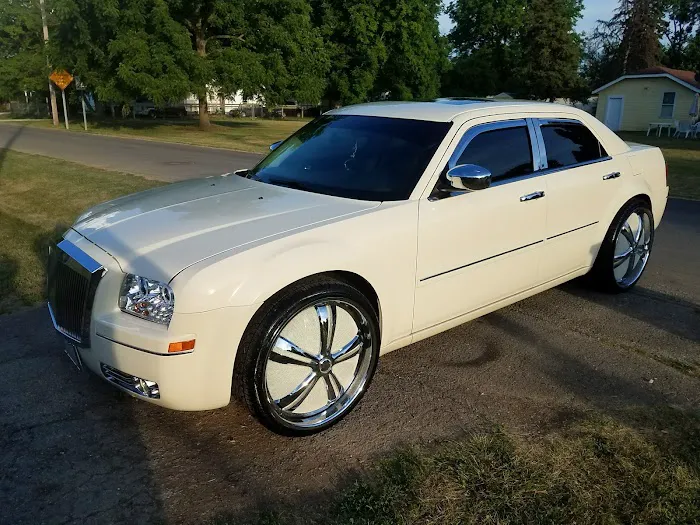 J&E Customz 3