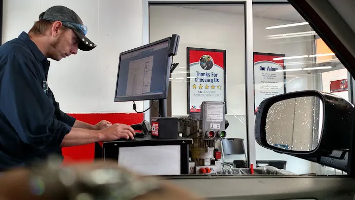 Valvoline Instant Oil Change 8
