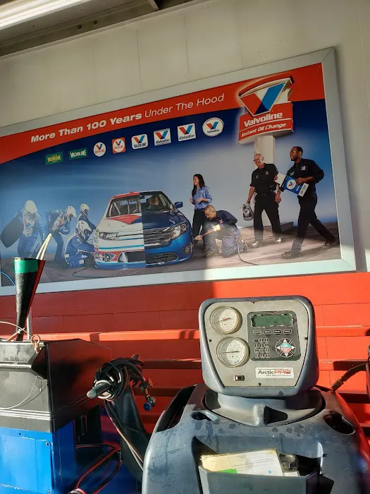 Valvoline Instant Oil Change 7