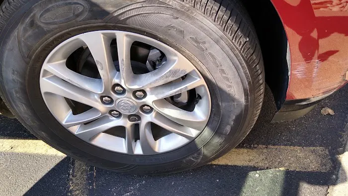 Jeff Schmitt Chevrolet Collision Center East 1