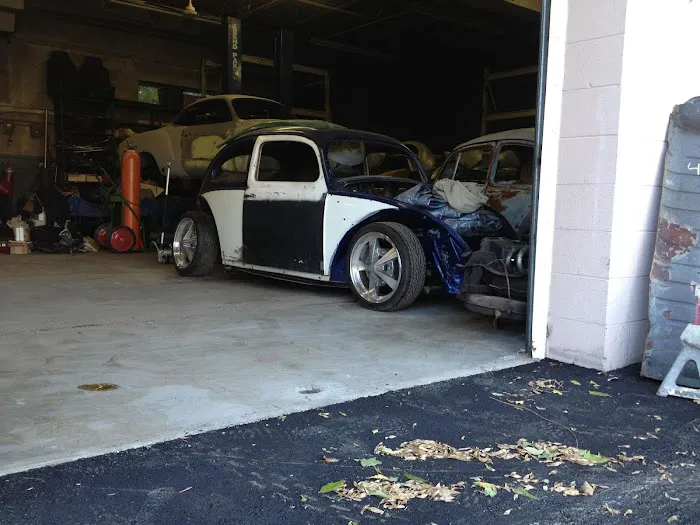 C's Autohaus 3