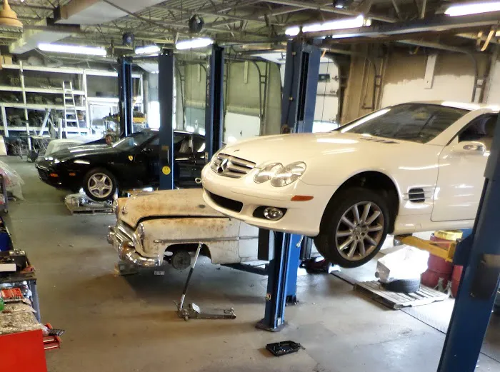 C's Autohaus 9