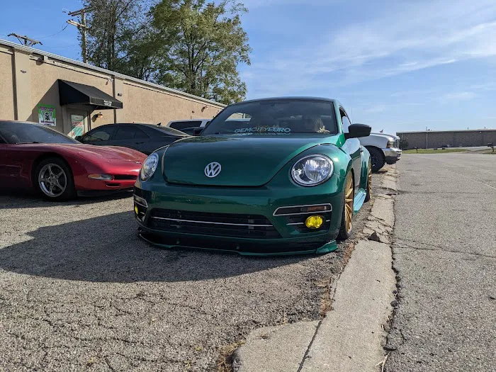 Sharp Auto Paint and Dent 4