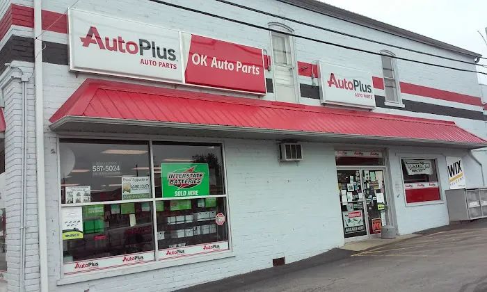 TOM BARBOUR AUTO PARTS 0