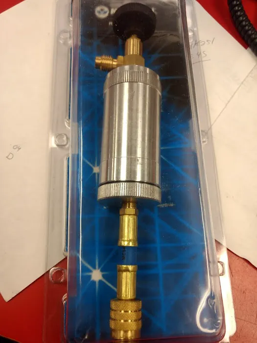 TOM BARBOUR AUTO PARTS 9