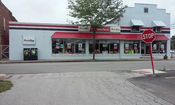 TOM BARBOUR AUTO PARTS 8