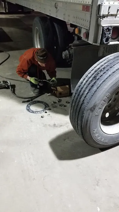 Best-One Tire and Service of Mid America 7