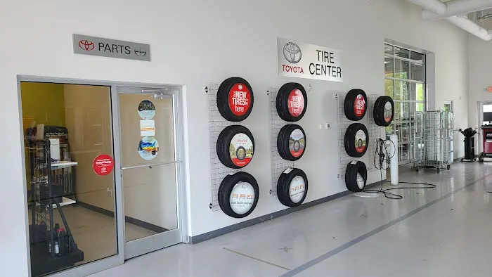 Jeff Wyler Toyota of Springfield Service 0