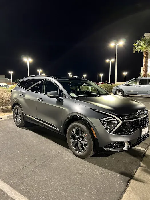 Palm Springs Kia Service Center 4