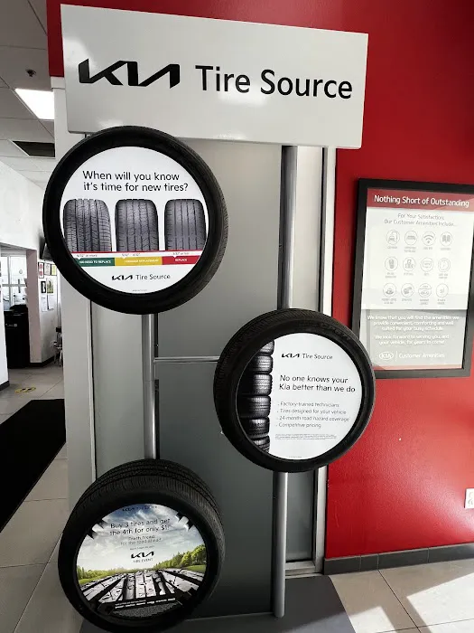 Palm Springs Kia Service Center 5