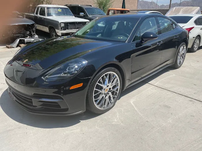 Unique Autobody & Collision Center 5