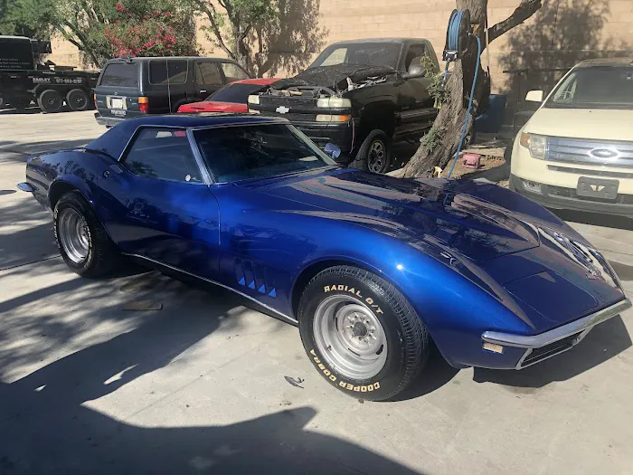 Unique Autobody & Collision Center 6