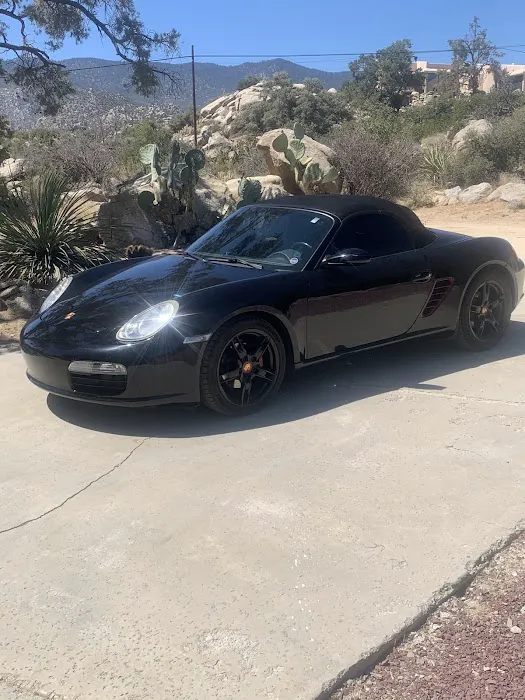 Velasquez Auto Body Specialist 0