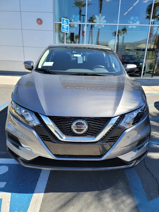 Palm Springs Nissan Service Center 2