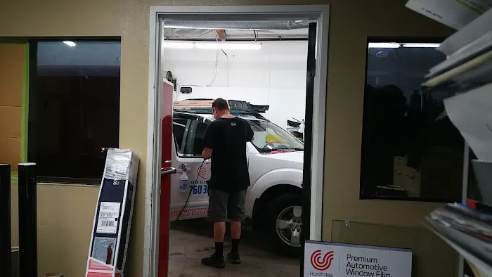 Palm Springs Auto Glass 'N' Tint 0