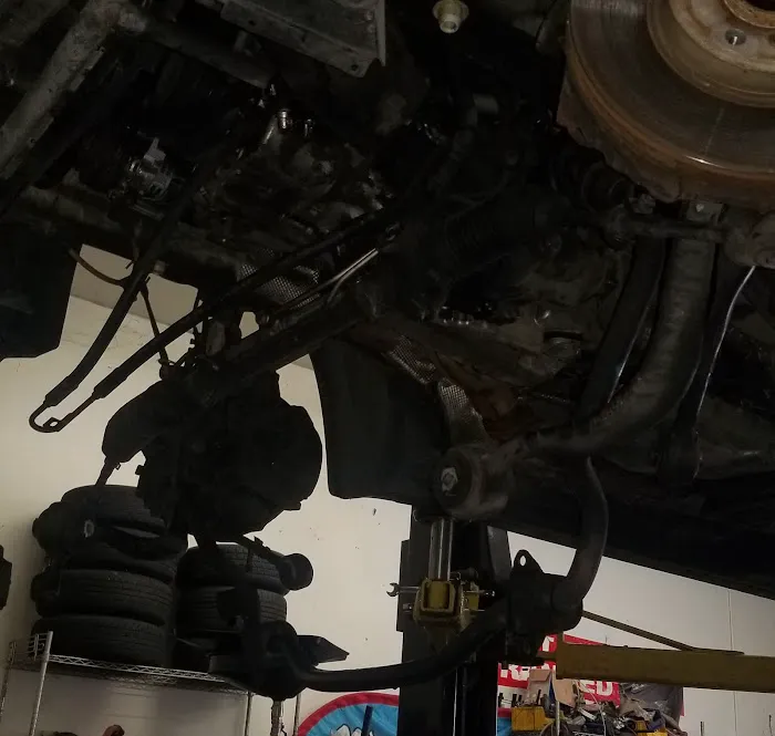 Desert MADE Auto Repair 7