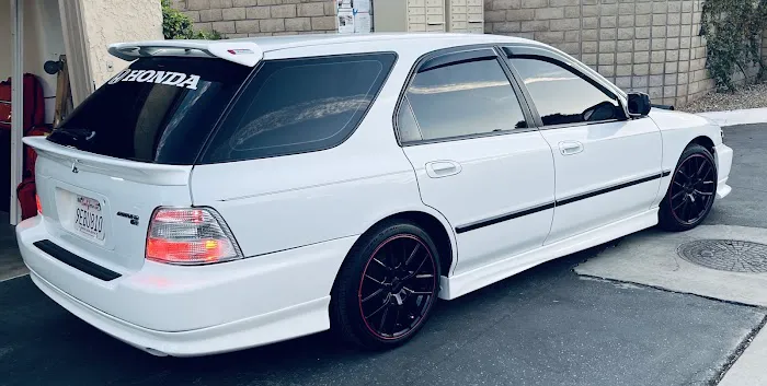 Arce Auto Restyling Tint Shop 4