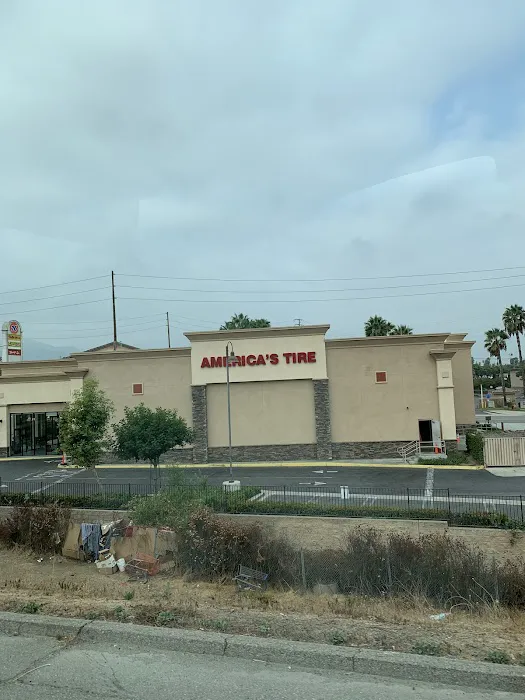 America's Tire 4